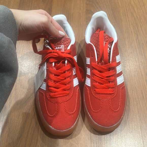 Size 6 Adidas Red Gazelle Sneakers- WMNS - Picture 2 of 3
